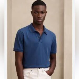 Luxury Touch Banana Republic Men's Blue Polo Shirt